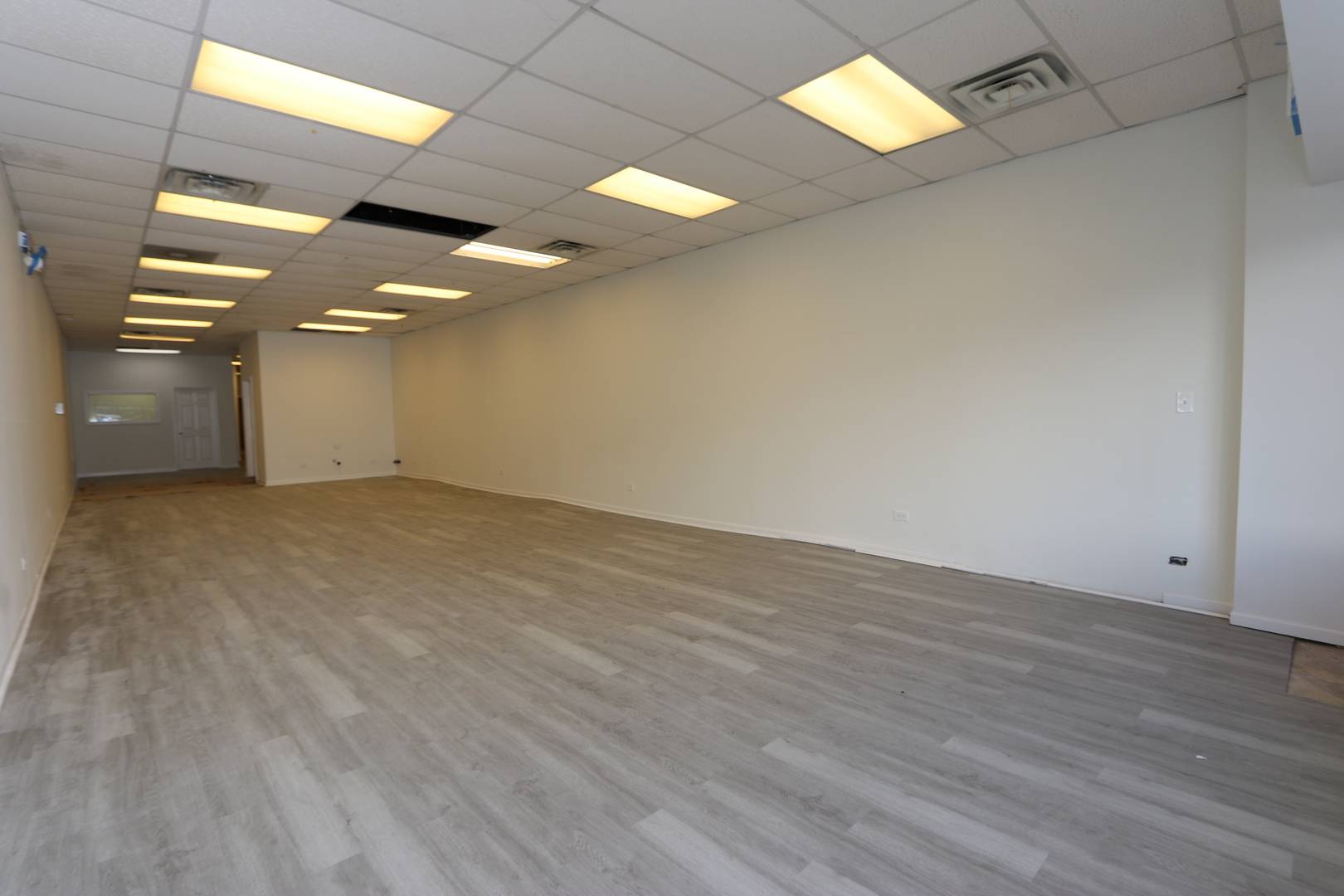 4347 W Fullerton AVE #4347, Chicago, IL 60639