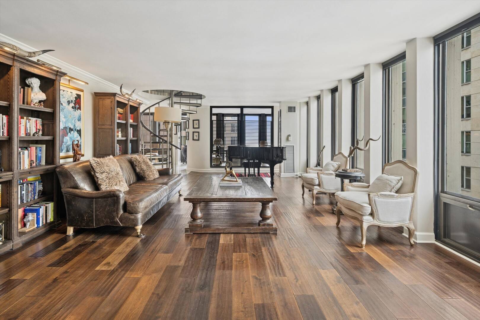 100 E Walton ST #41DE, Chicago, IL 60611