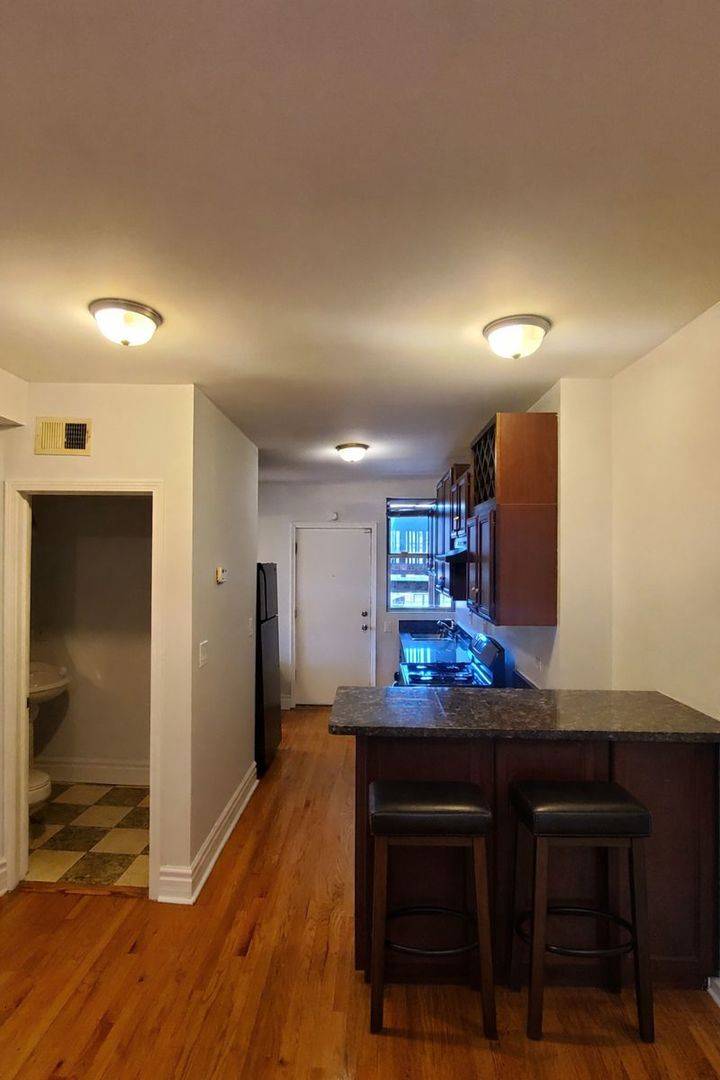 44 N Menard AVE #B-2, Chicago, IL 60644