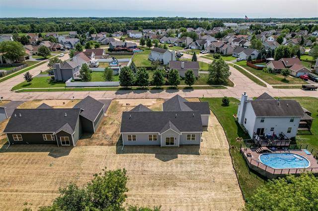 14168 Prairie Commons LN, South Beloit, IL 61080