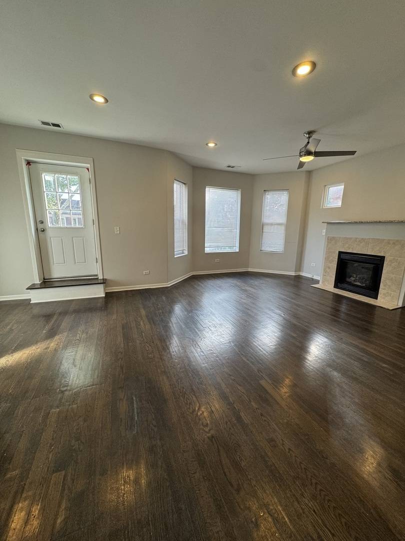 6130 S Rhodes ST #2, Chicago, IL 60637