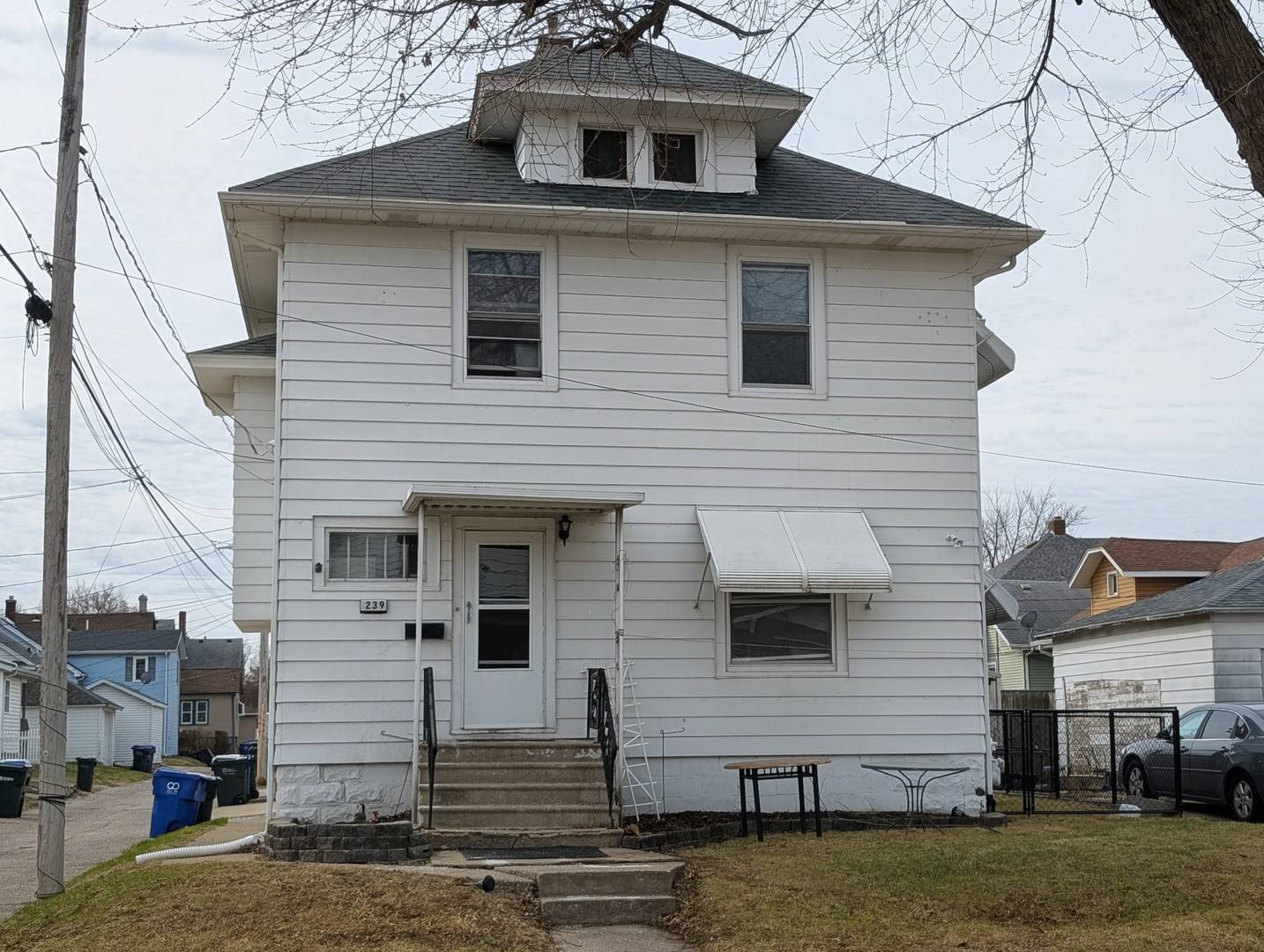 239 W Hayes ST, Davenport, IA 52803