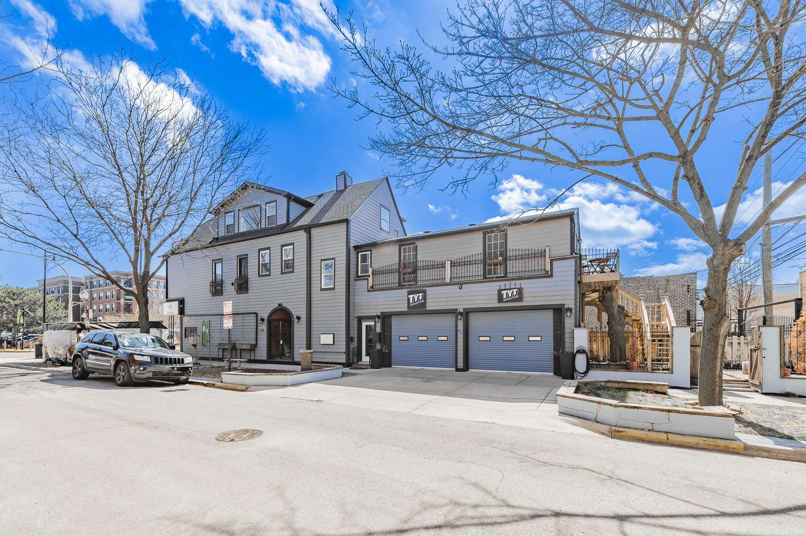 4054 N Western AVE, Chicago, IL 60618