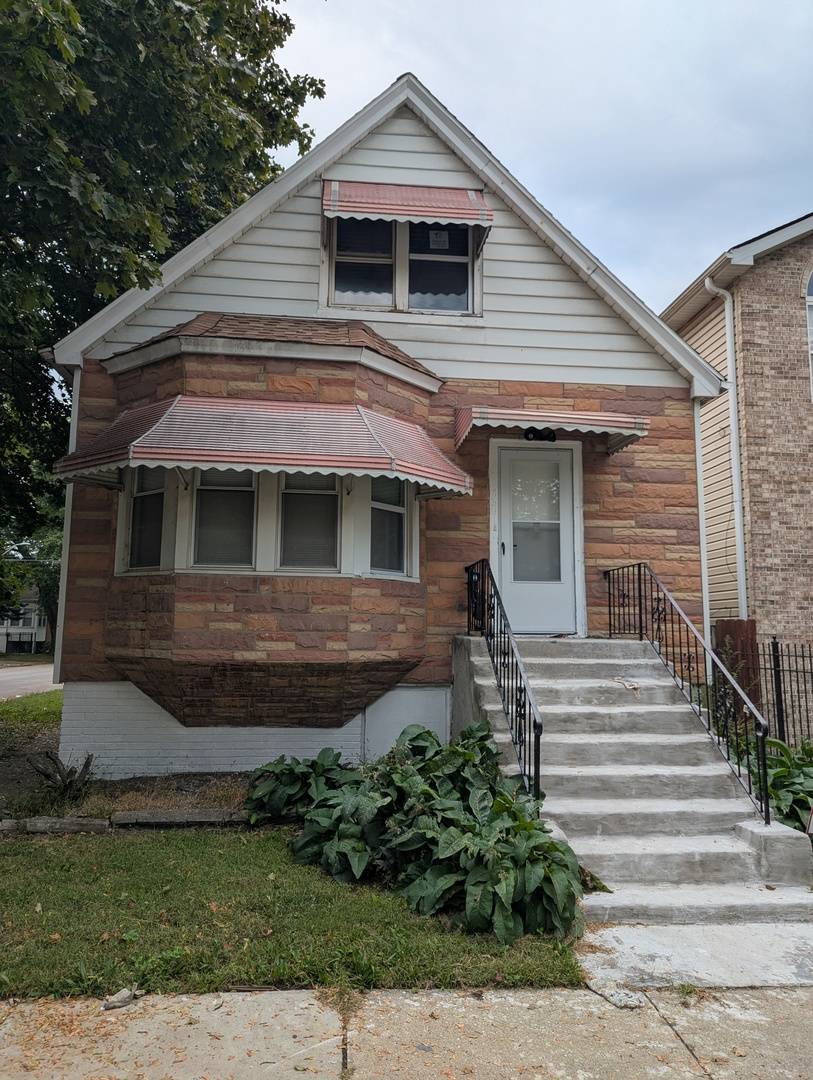 8601 S Kingston AVE, Chicago, IL 60617