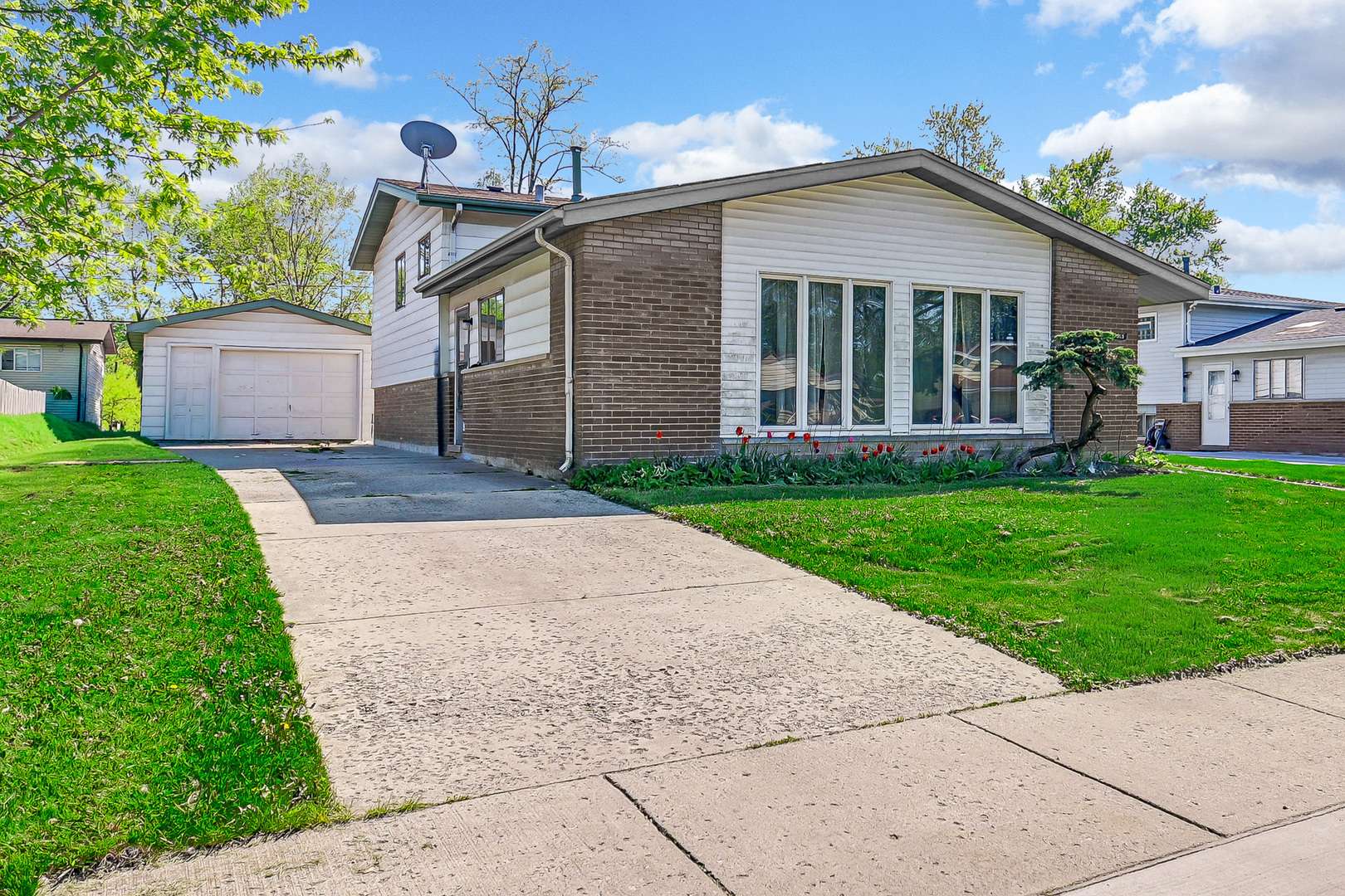 325 Gentry ST, Park Forest, IL 60466