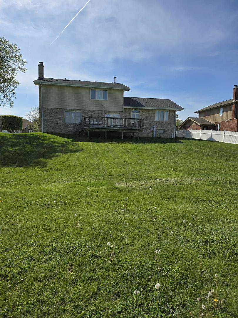 8413 Brookside Glen DR, Tinley Park, IL 60487