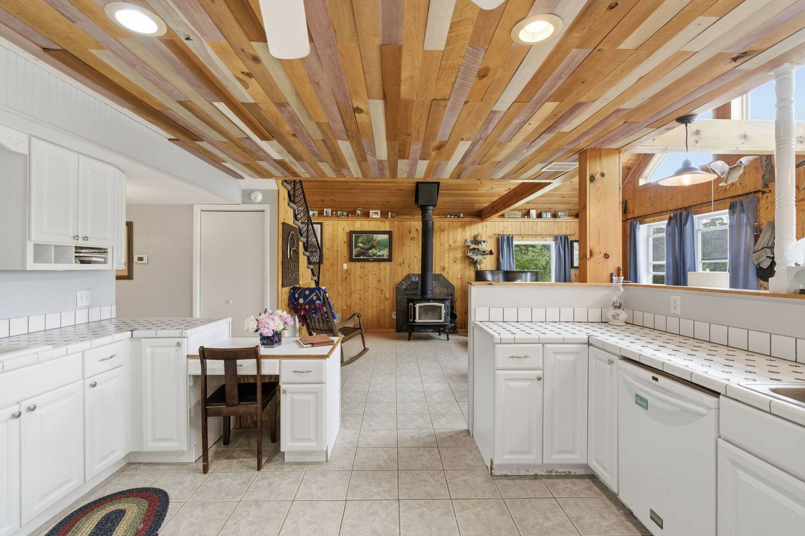 588 Toler LN, Goreville, IL 62939