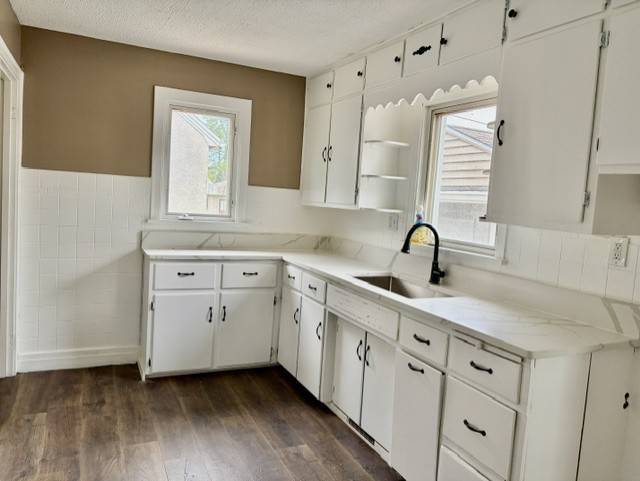325 W 3rd ST, Spring Valley, IL 61362