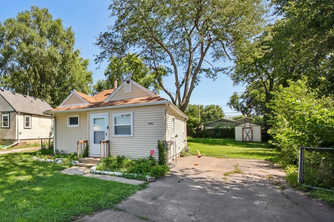 1423 Melrose AVE, Round Lake Beach, IL 60073