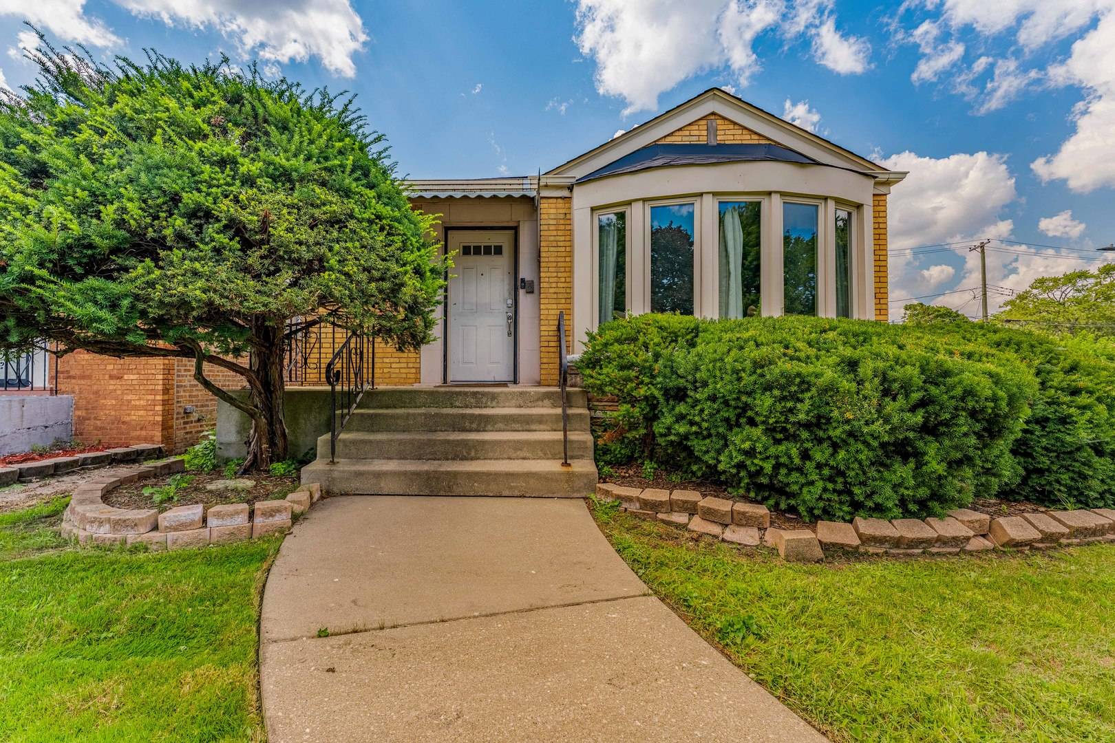 8800 S Merrill AVE, Chicago, IL 60617