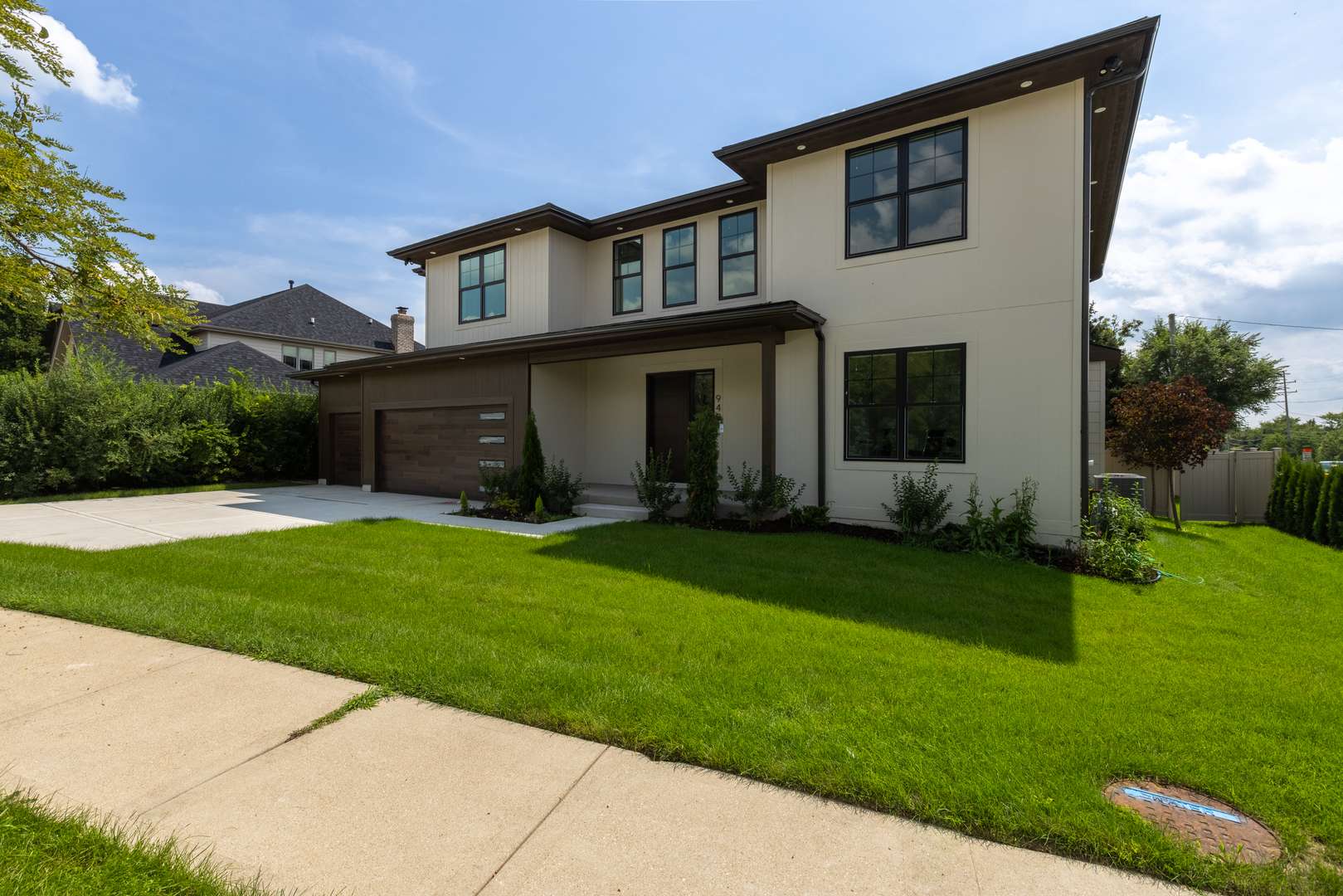 949 Internationale Pkwy, Woodridge, IL 60517