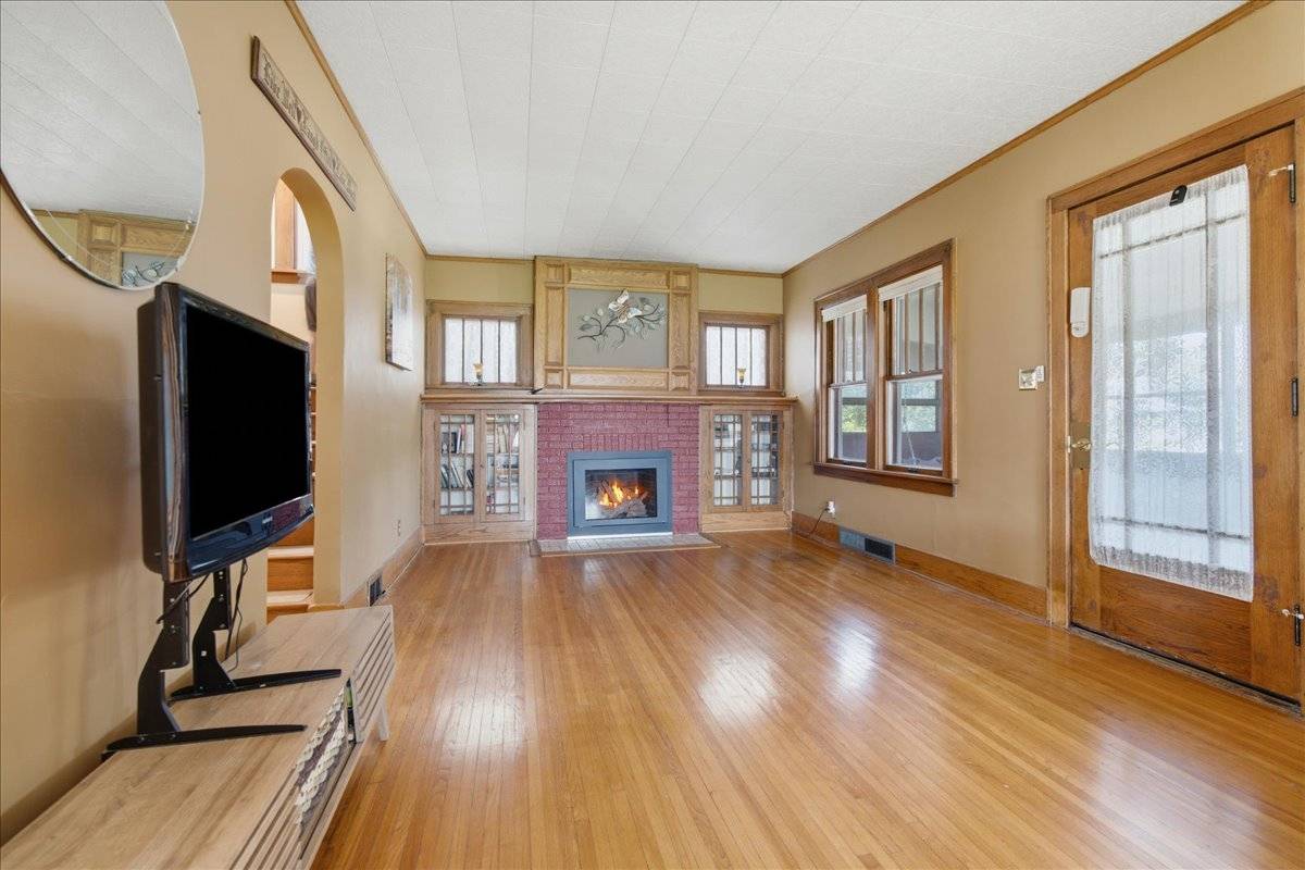 9 Hale CT, Normal, IL 61761