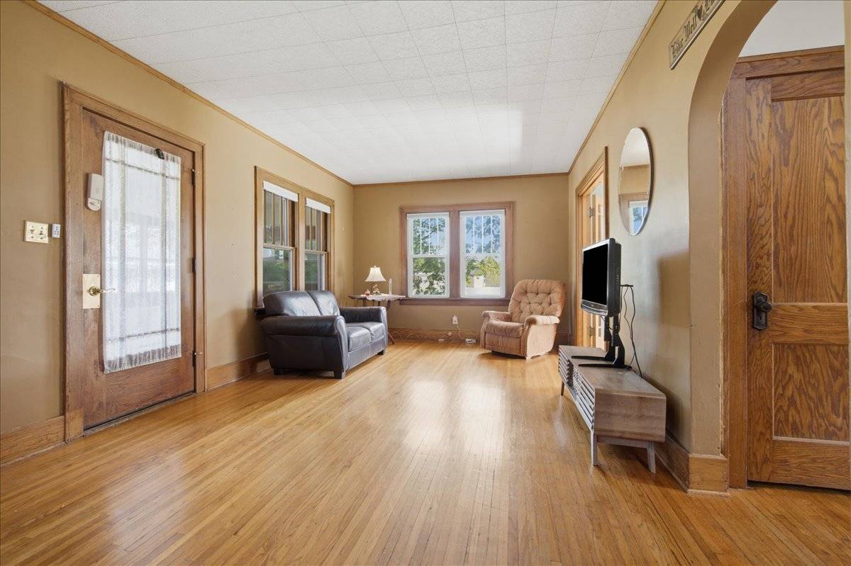 9 Hale CT, Normal, IL 61761
