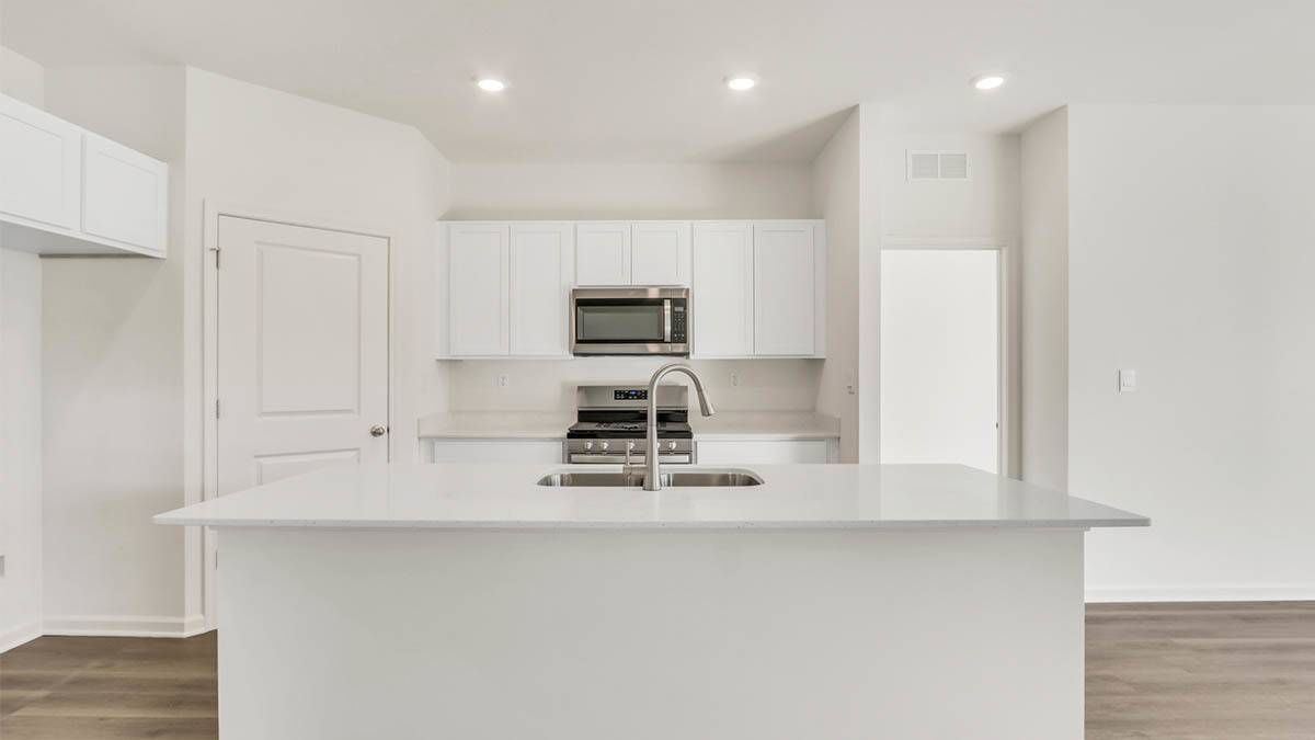6298 Redwood TRL, Wonder Lake, IL 60097