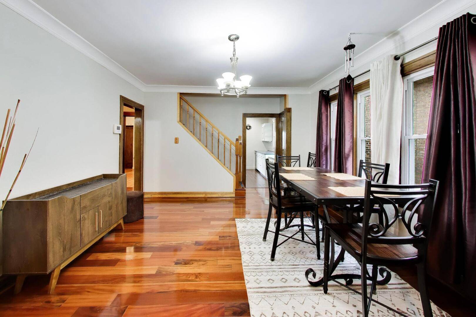 705 S Humphrey AVE, Oak Park, IL 60304