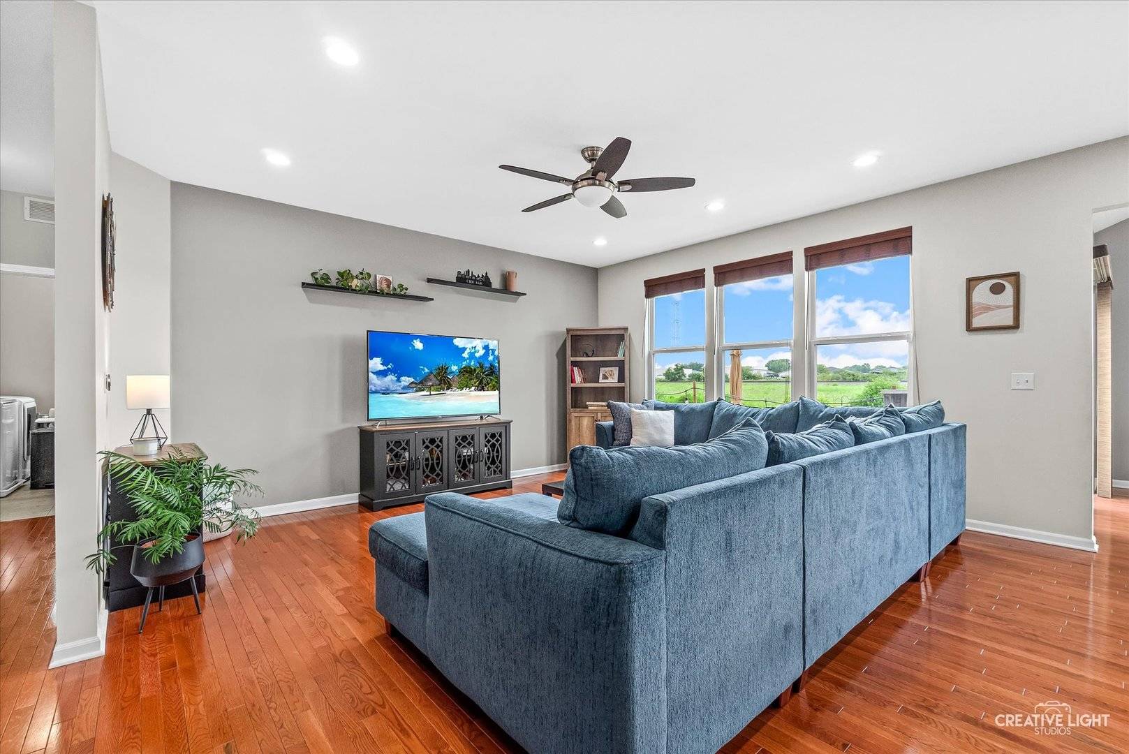 4311 Fraser CIR, Naperville, IL 60564