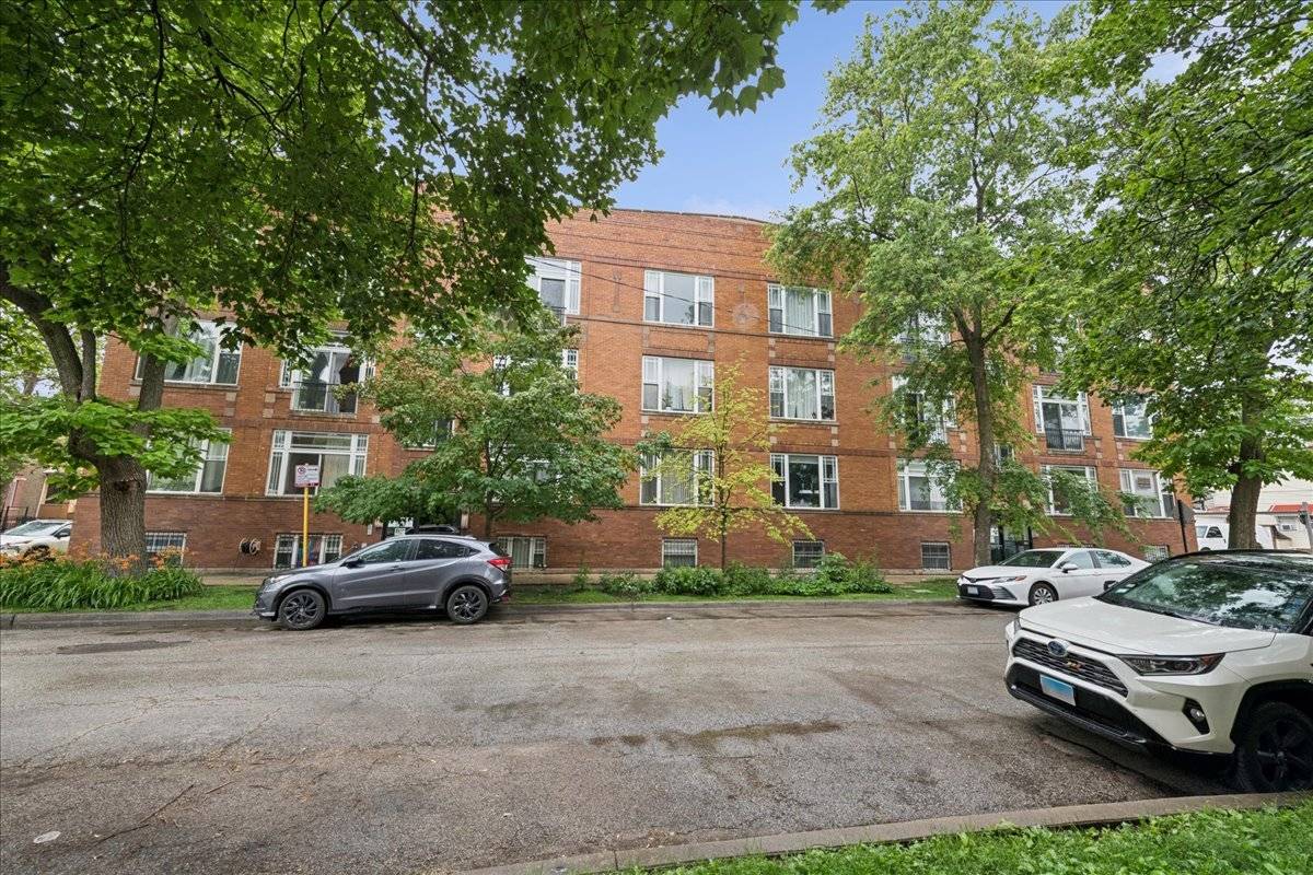3845 W Altgeld ST #G, Chicago, IL 60647