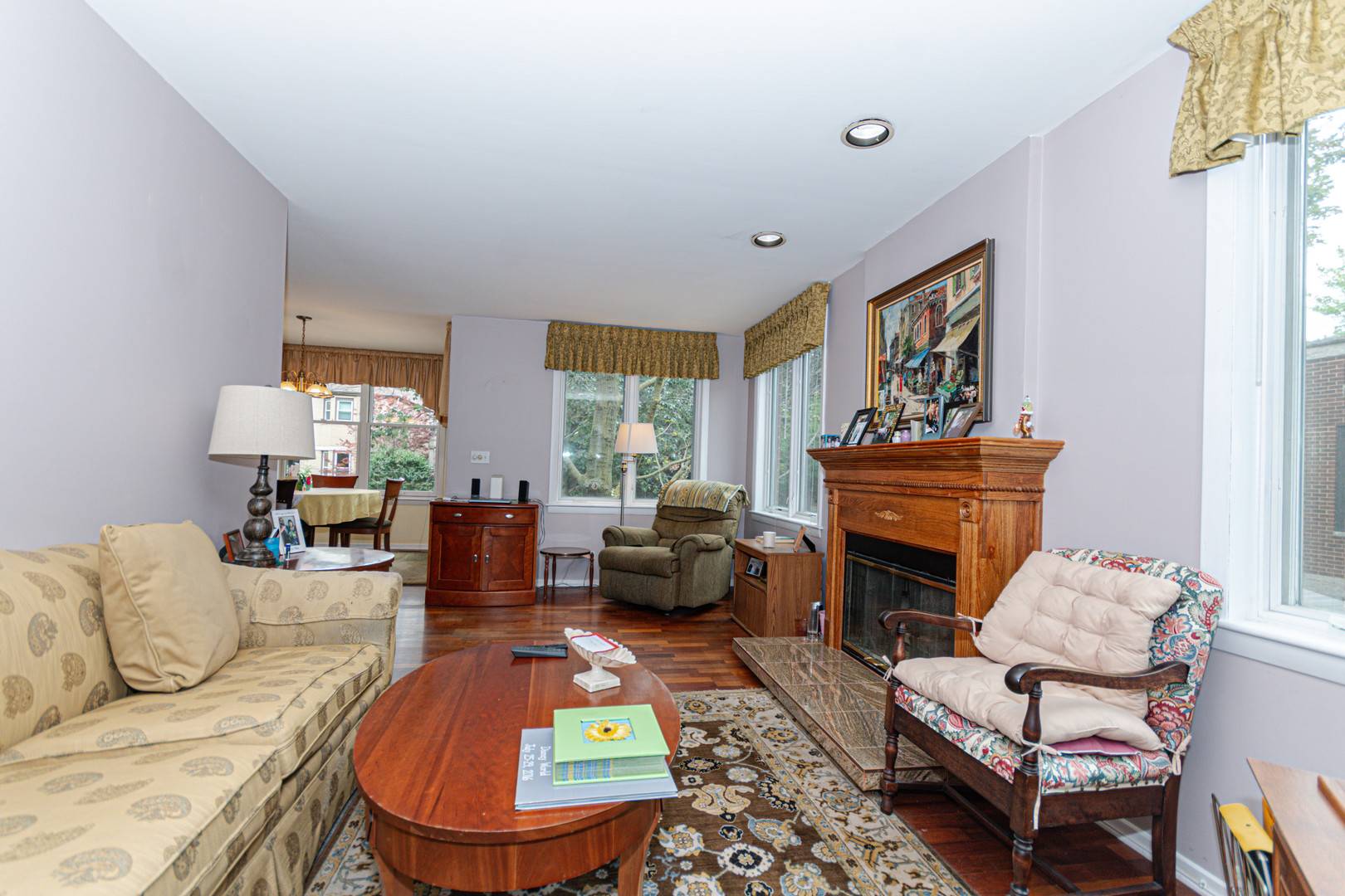 2723 N Bosworth AVE, Chicago, IL 60614