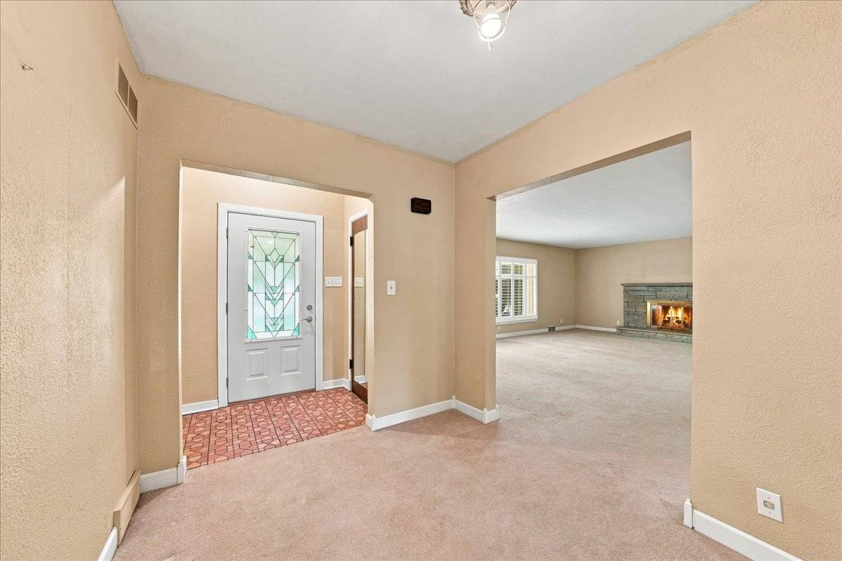 1500 Mayfield AVE, Joliet, IL 60435