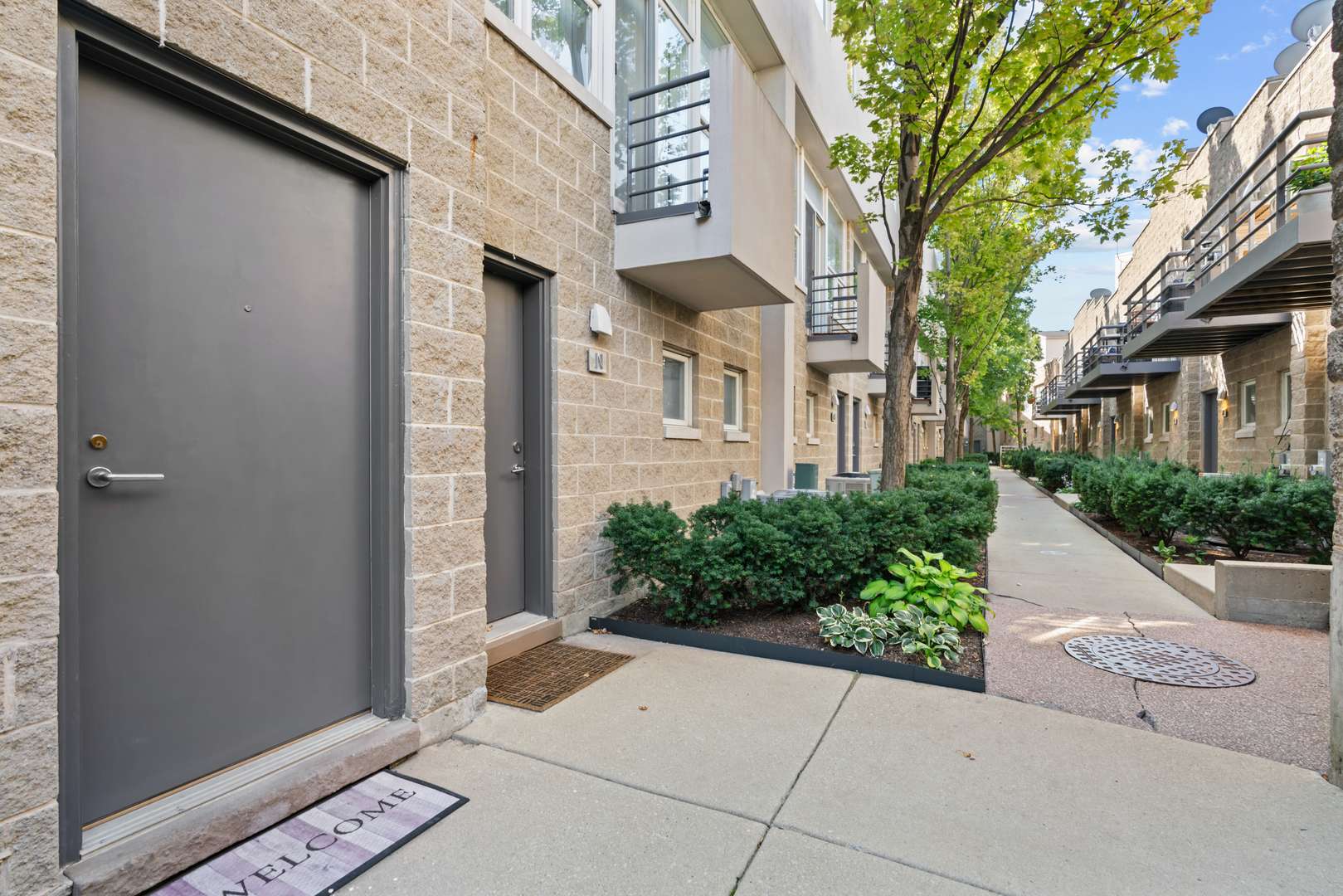 2826 N Talman AVE #O, Chicago, IL 60618
