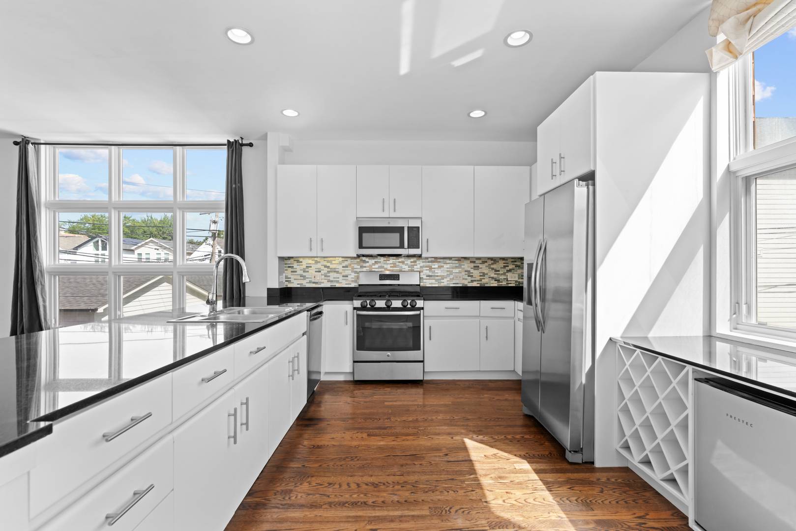 2826 N Talman AVE #O, Chicago, IL 60618