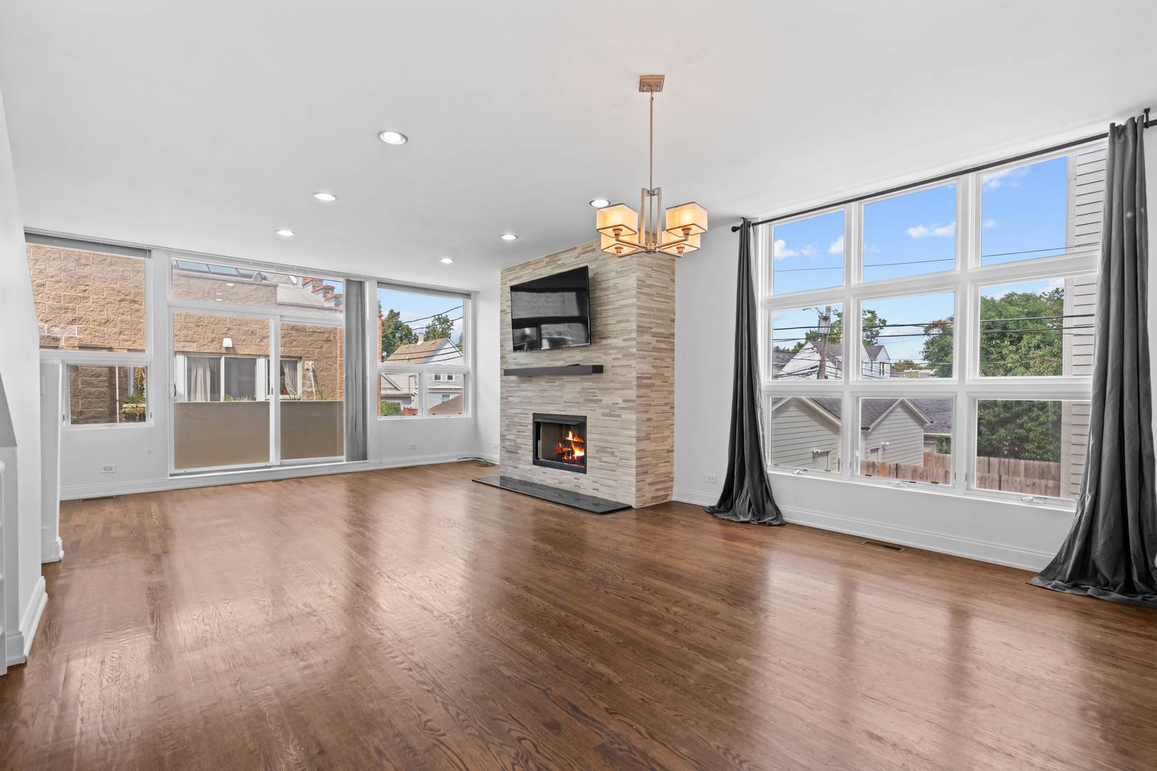 2826 N Talman AVE #O, Chicago, IL 60618