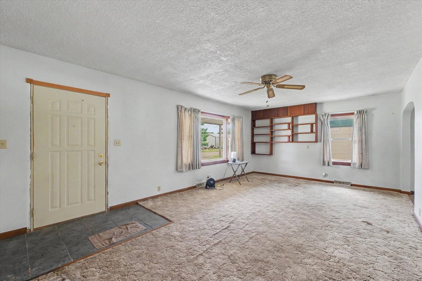 109 S Wood ST, Gibson City, IL 60936
