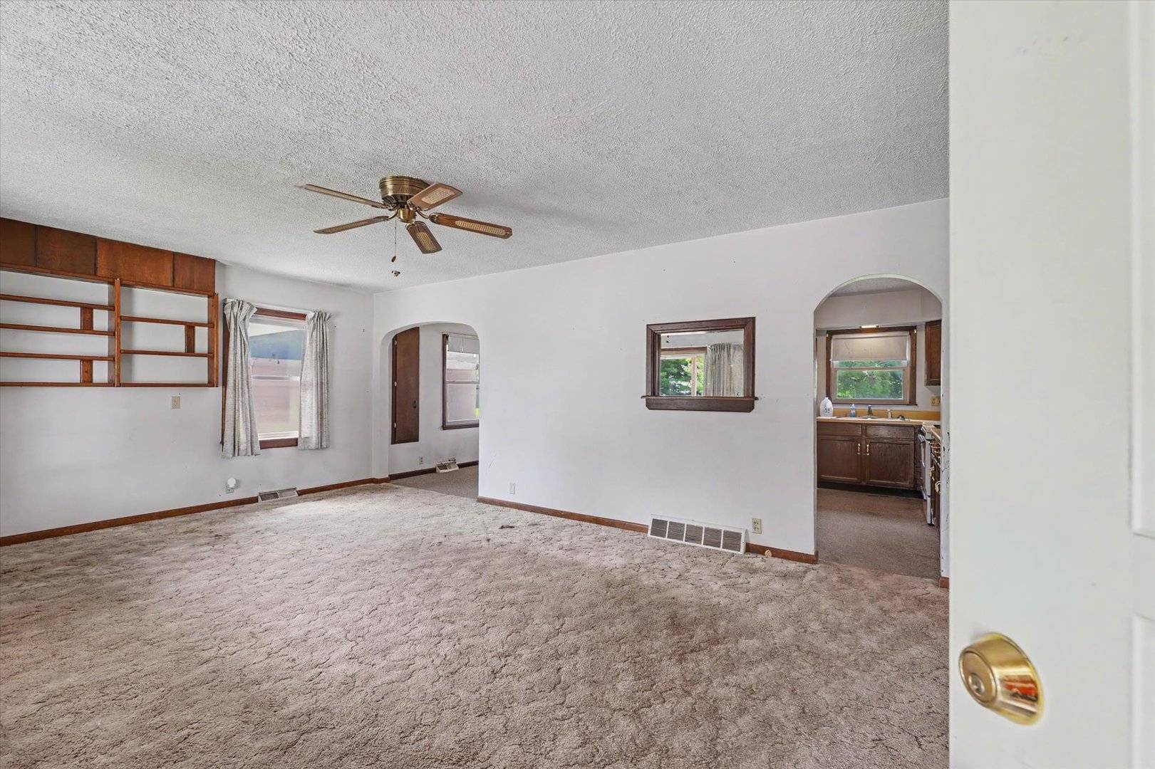 109 S Wood ST, Gibson City, IL 60936