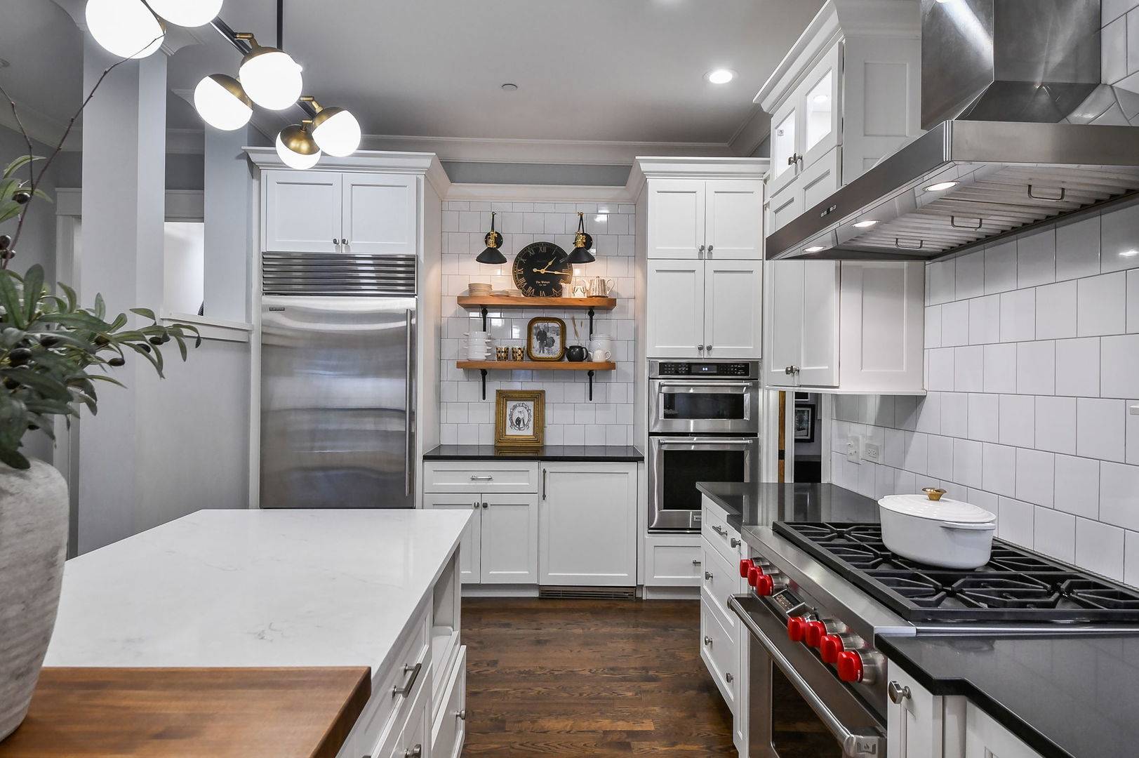 445 Bryant AVE, Glen Ellyn, IL 60137