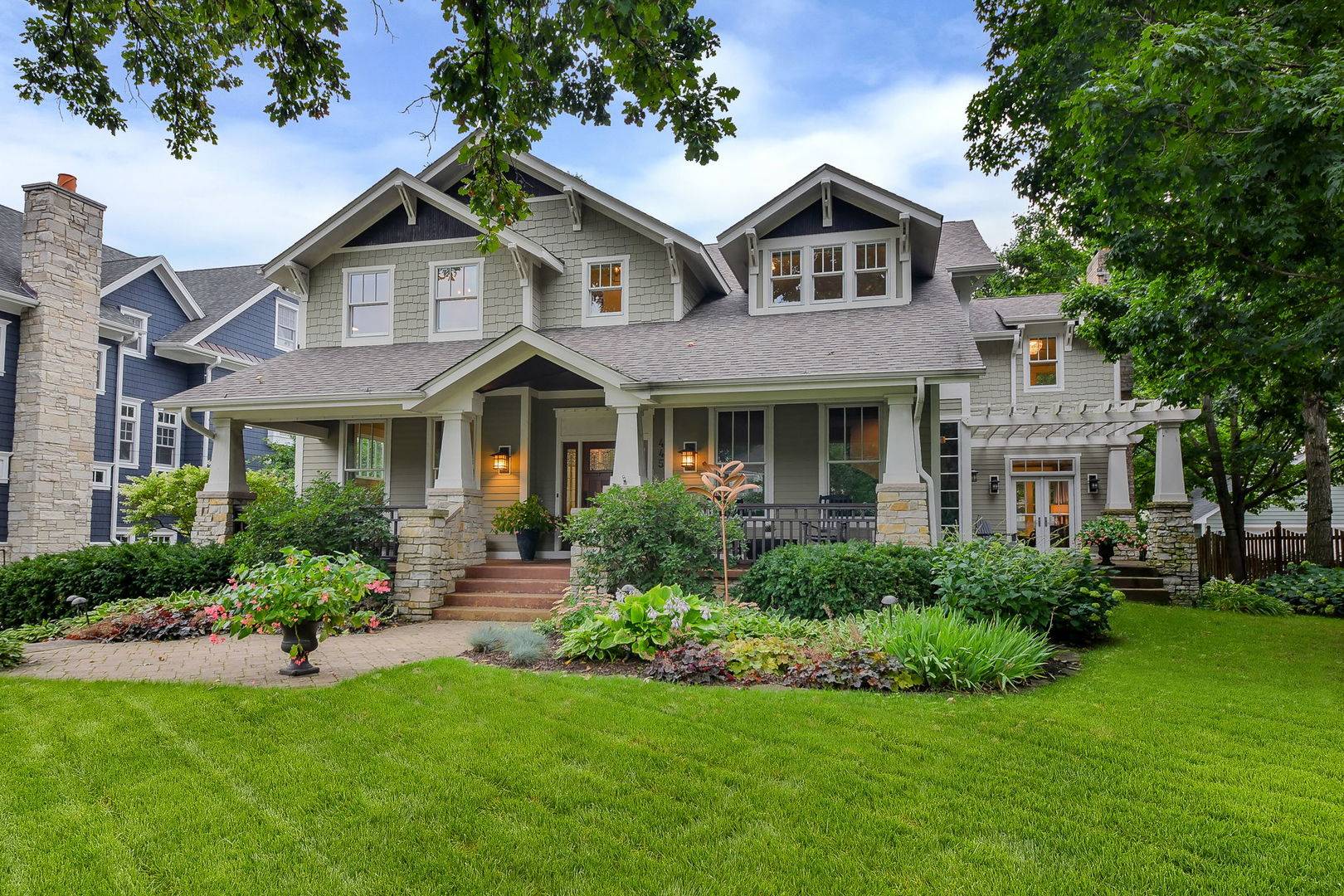 445 Bryant AVE, Glen Ellyn, IL 60137