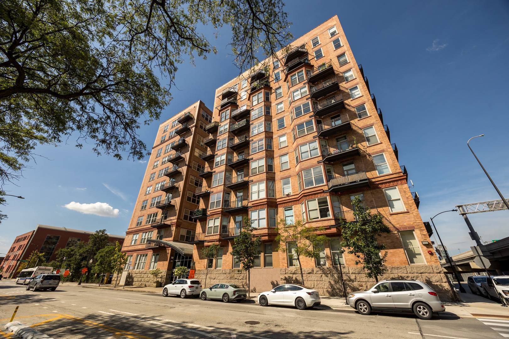 500 S Clinton ST #242, Chicago, IL 60607