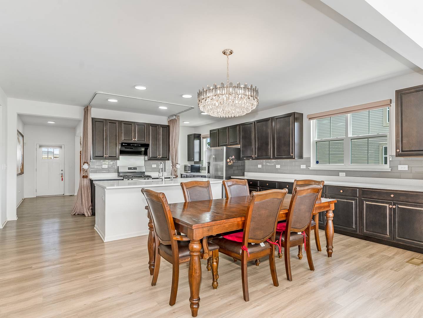16143 S Lake View RD, Plainfield, IL 60586