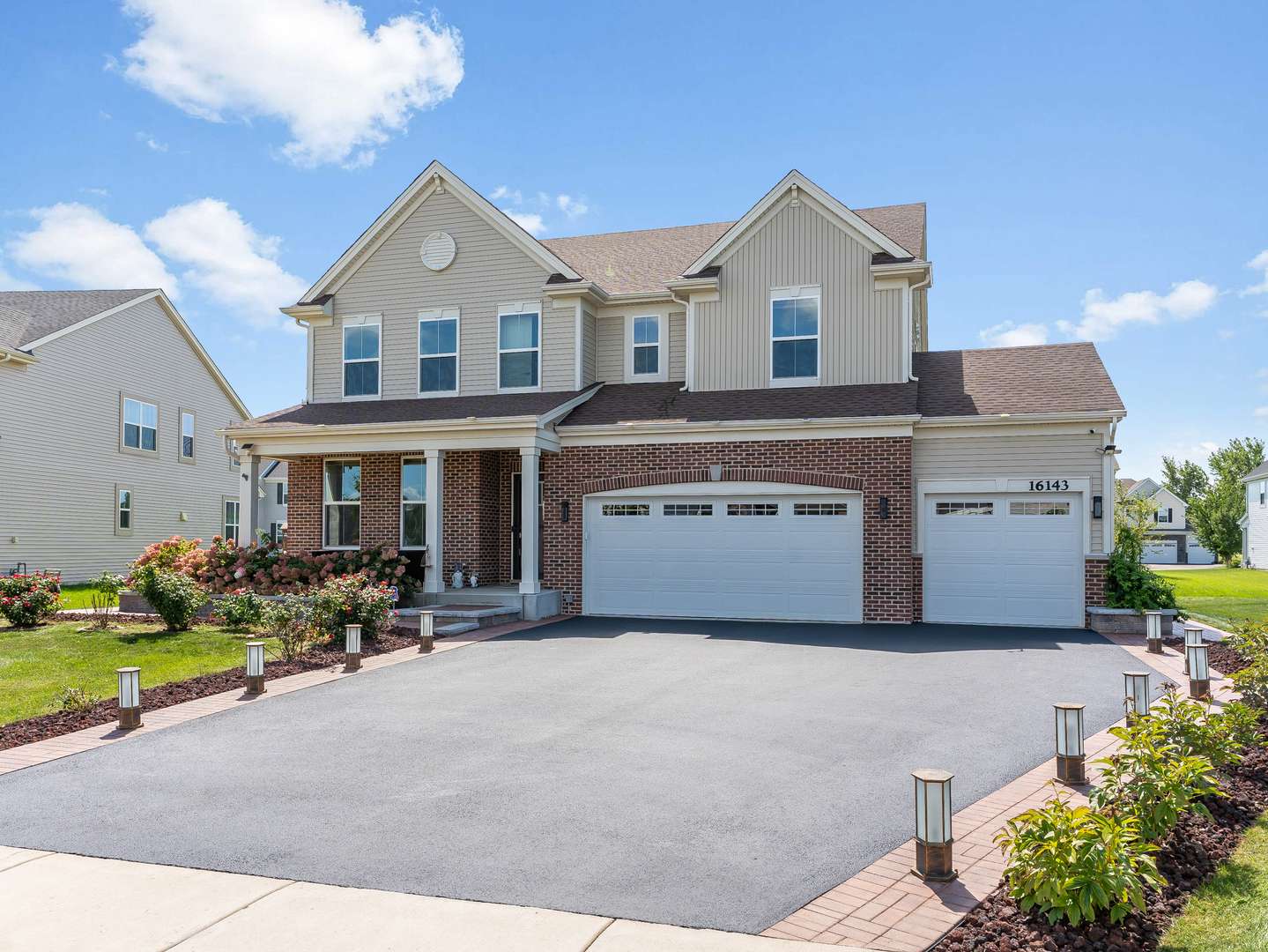 16143 S Lake View RD, Plainfield, IL 60586
