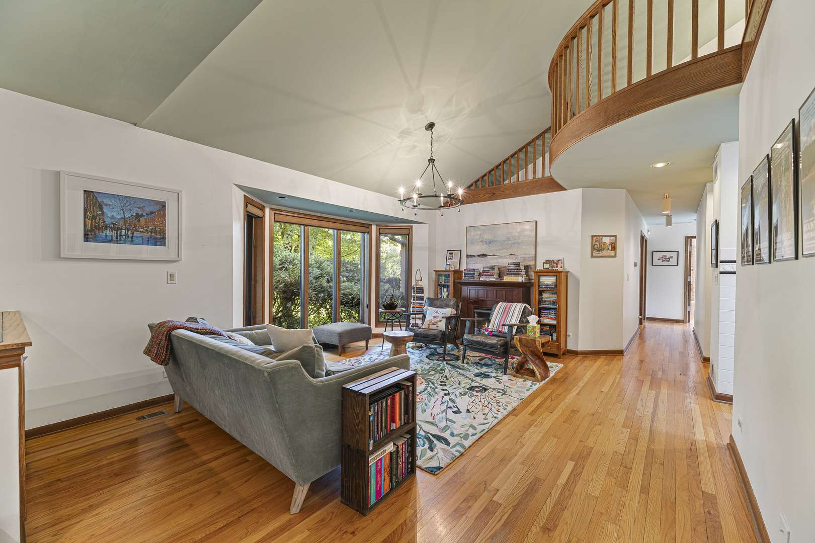 1543 N Saint Marys RD, Green Oaks, IL 60048