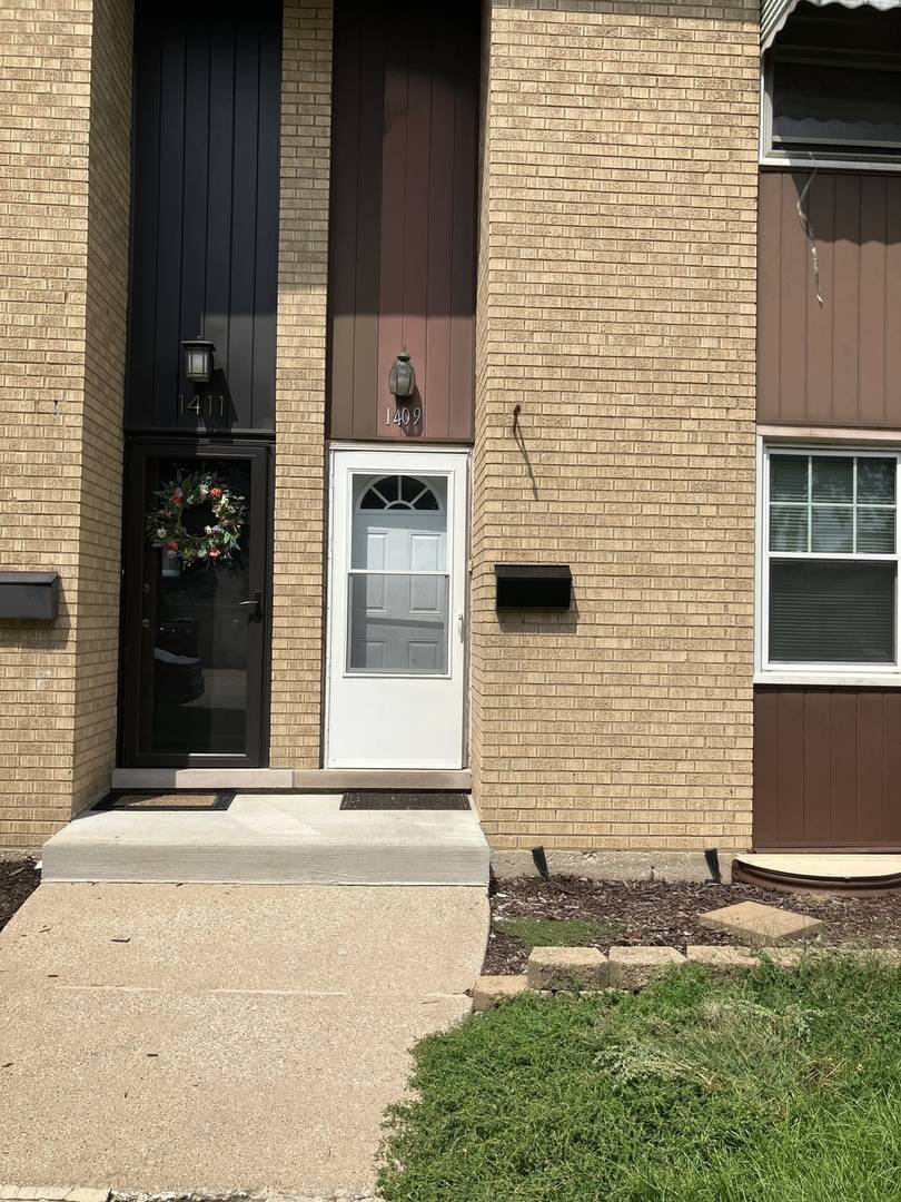 1409 W LE MOYNE ST #1409, Melrose Park, IL 60160