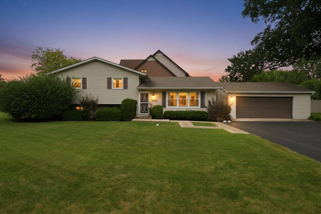 20650 N Florence AVE, Prairie View, IL 60069