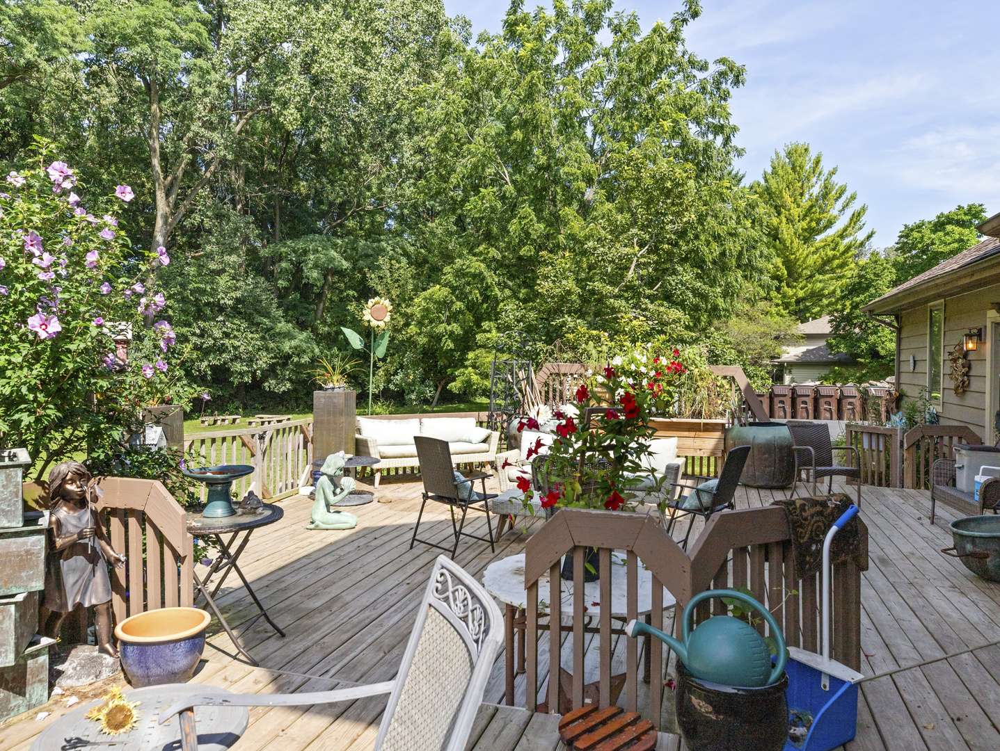 7701 Old Post RD, Crystal Lake, IL 60014