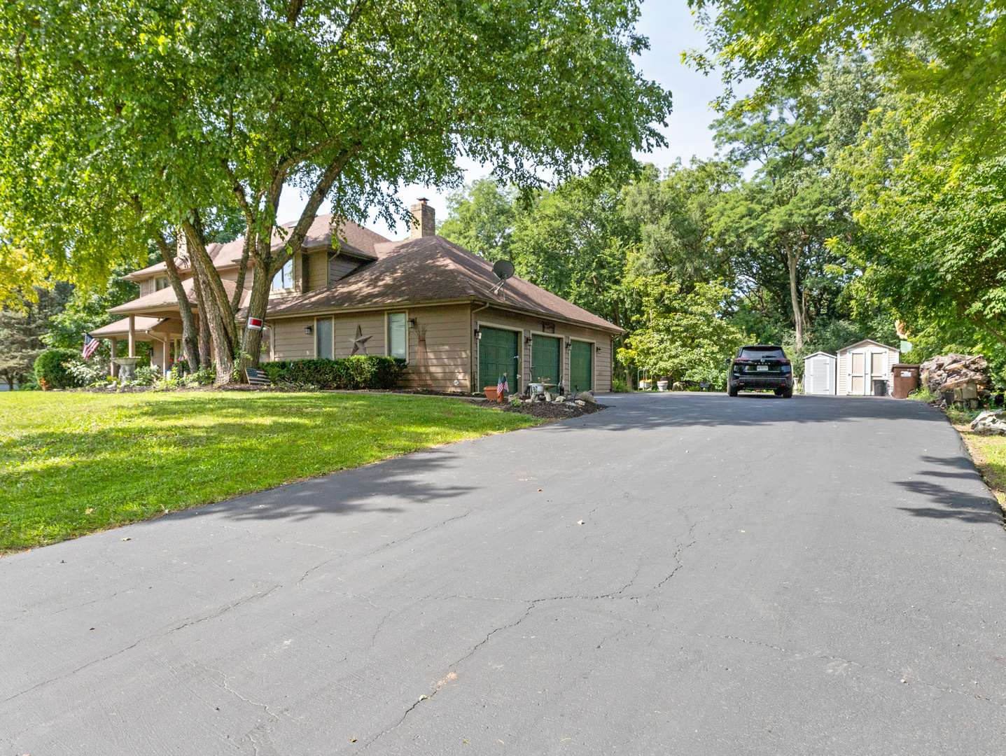 7701 Old Post RD, Crystal Lake, IL 60014