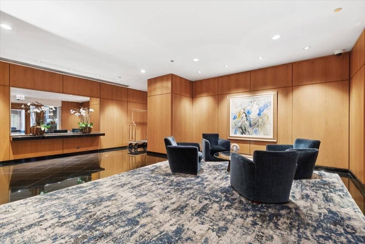 680 N Lake Shore DR #1008, Chicago, IL 60611