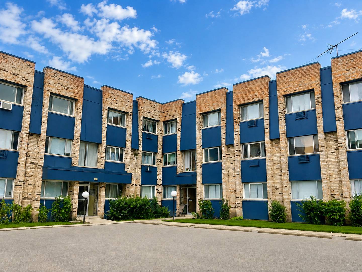 8635 W Foster AVE #3b, Chicago, IL 60656