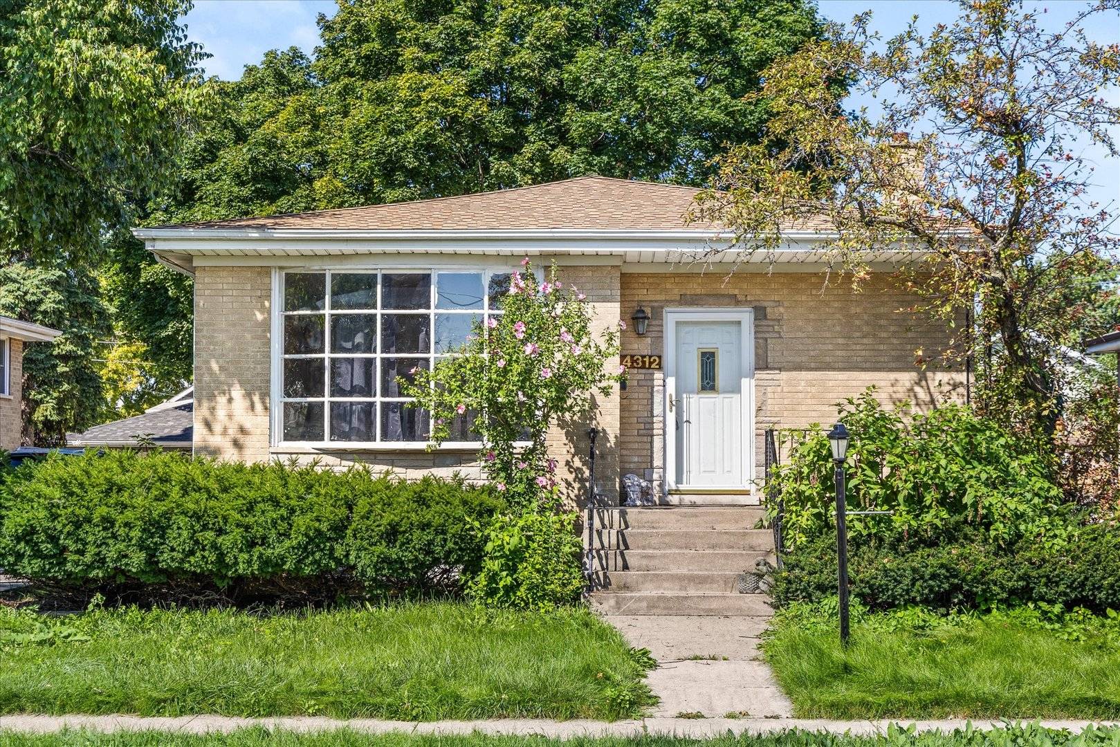 4312 Prairie AVE, Brookfield, IL 60513