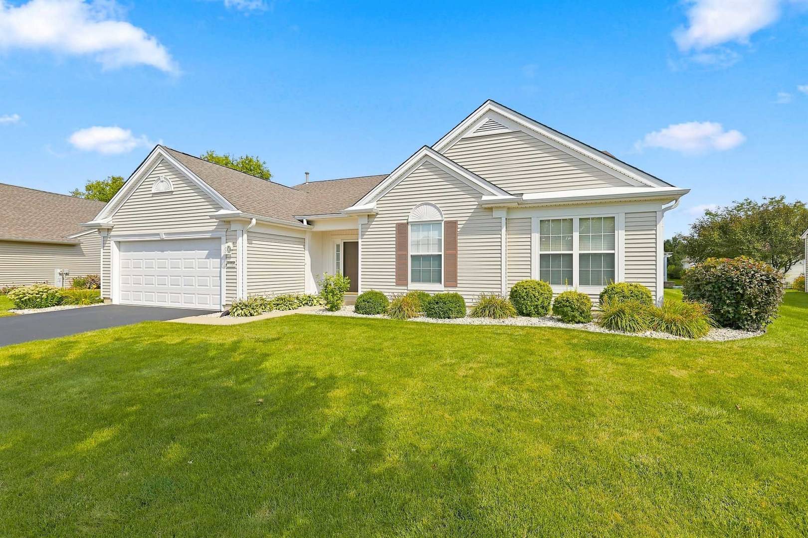 13326 DAKOTA FIELDS DR, Huntley, IL 60142