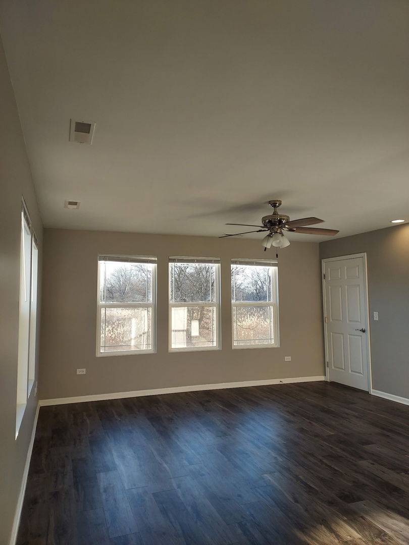 420 24th AVE, Naplate, IL 61350
