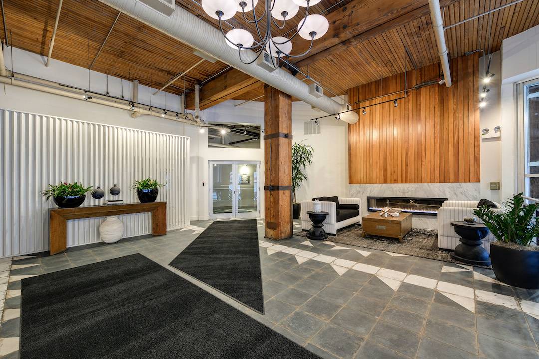 360 W Illinois AVE #2F, Chicago, IL 60654