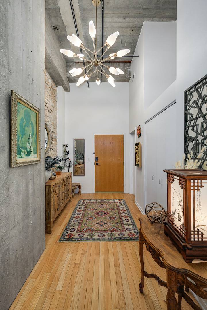 360 W Illinois AVE #2F, Chicago, IL 60654