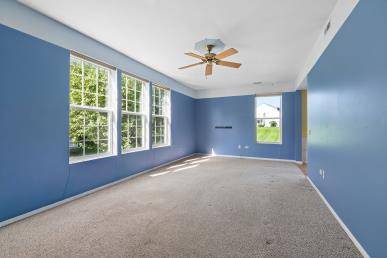 3323 Bromley LN #3323, Aurora, IL 60502