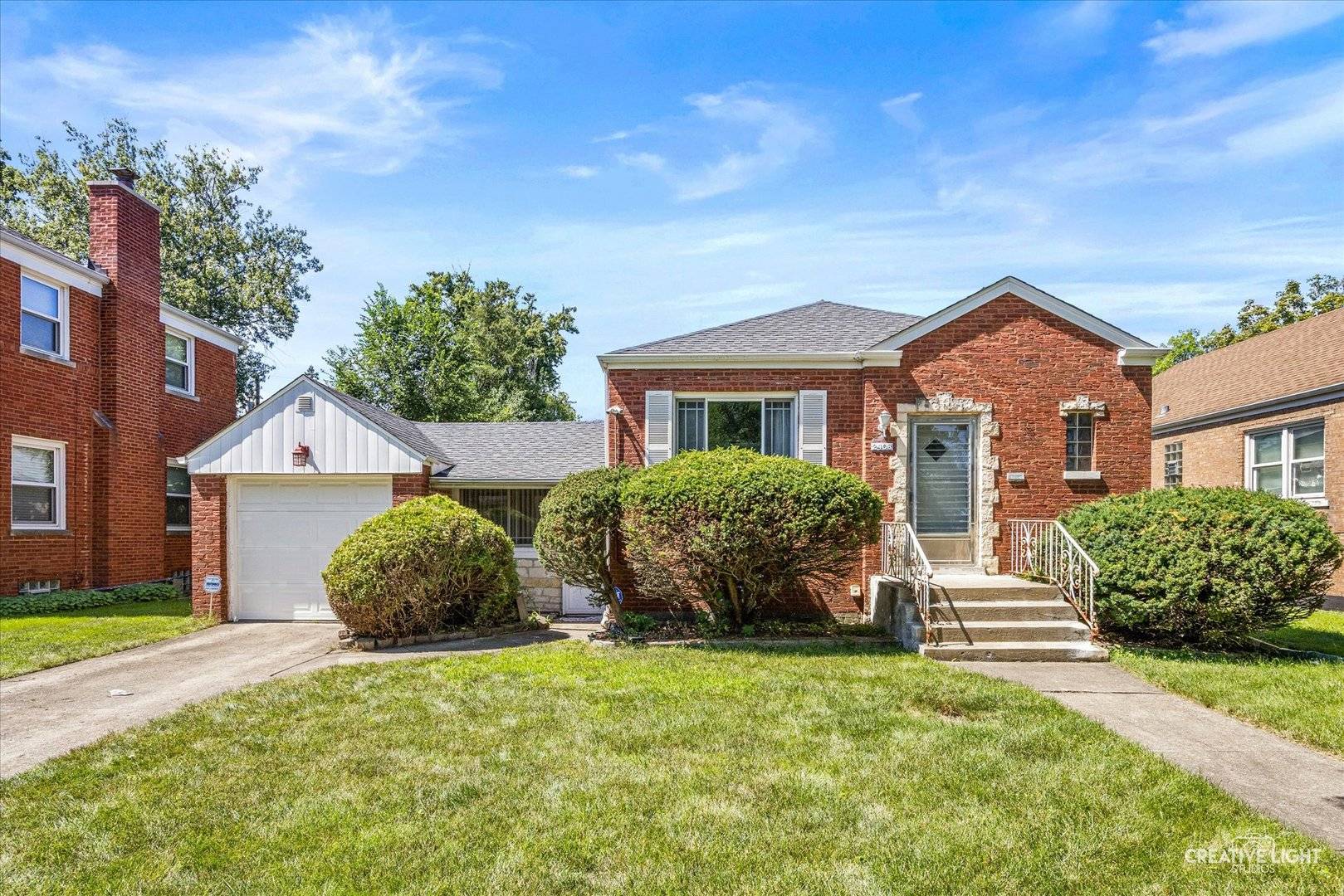 2408 S 4th AVE, North Riverside, IL 60546