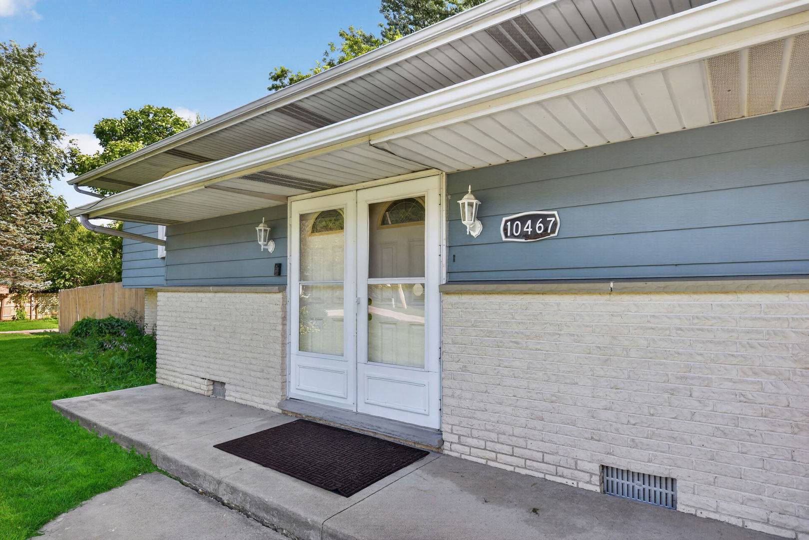 10467 W Chaplin AVE, Beach Park, IL 60099