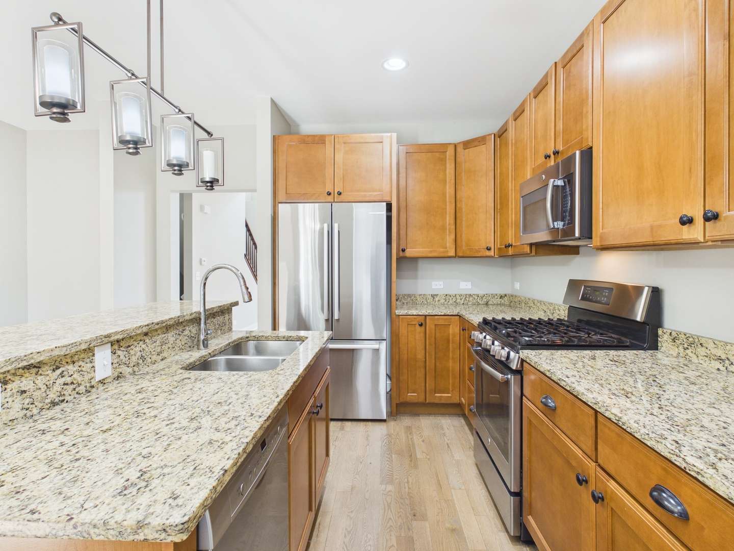 2010 Shermer RD, Glenview, IL 60026