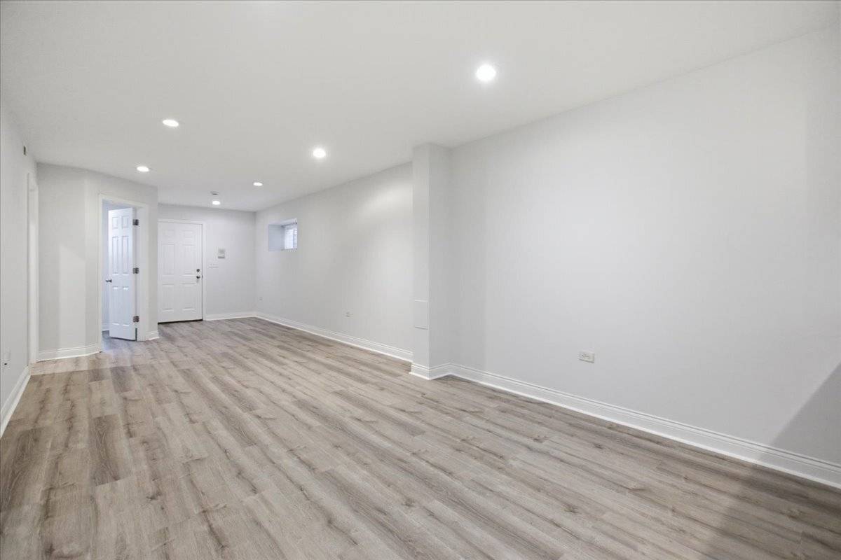 3528 W Shakespeare AVE #G, Chicago, IL 60647
